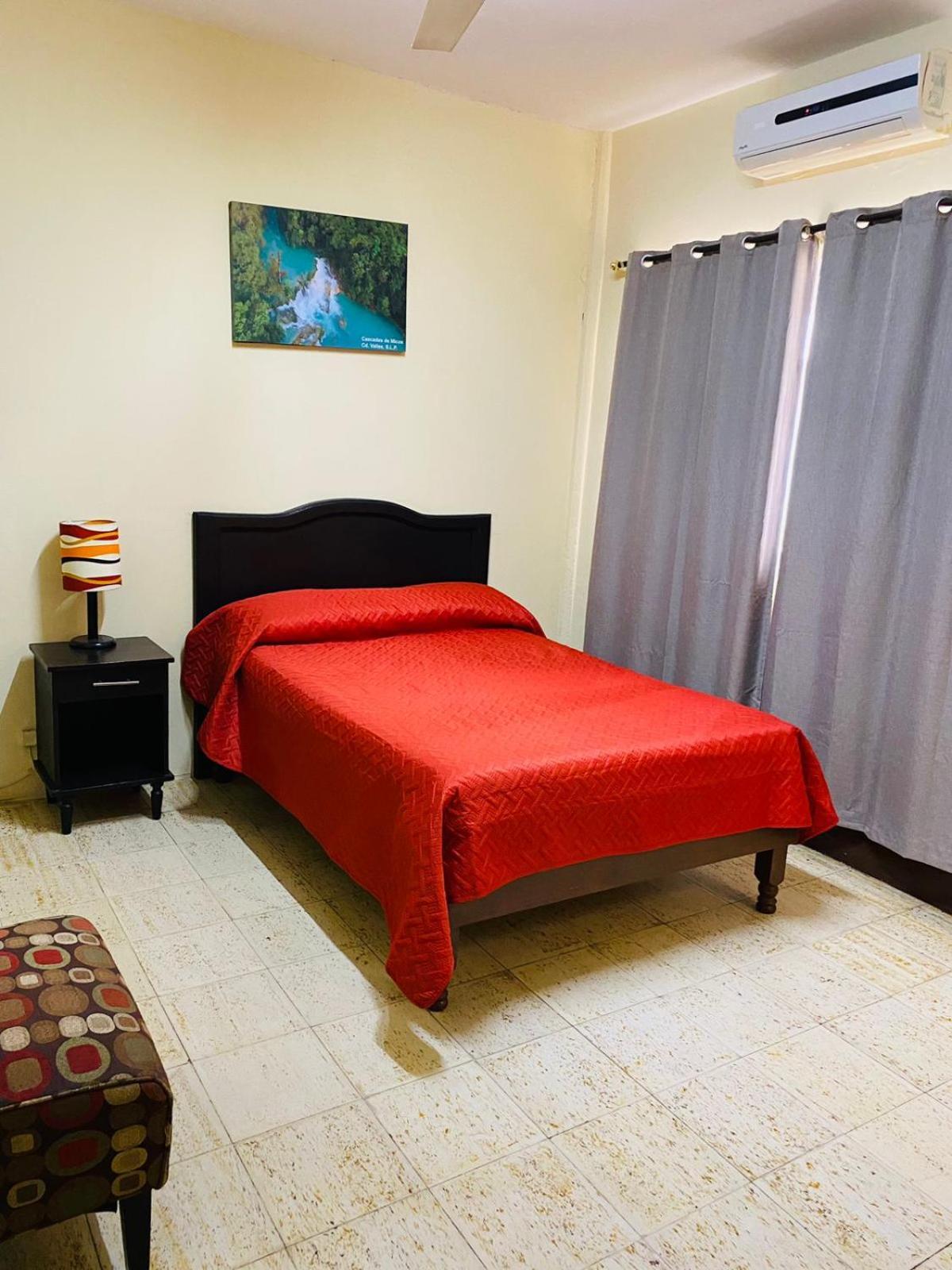 Hotel Del Valle El Naranjo  Екстериор снимка